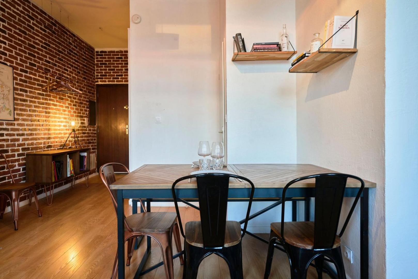 1 Bedroom Apartment Near Metro, Shops & Schools Lille Dış mekan fotoğraf