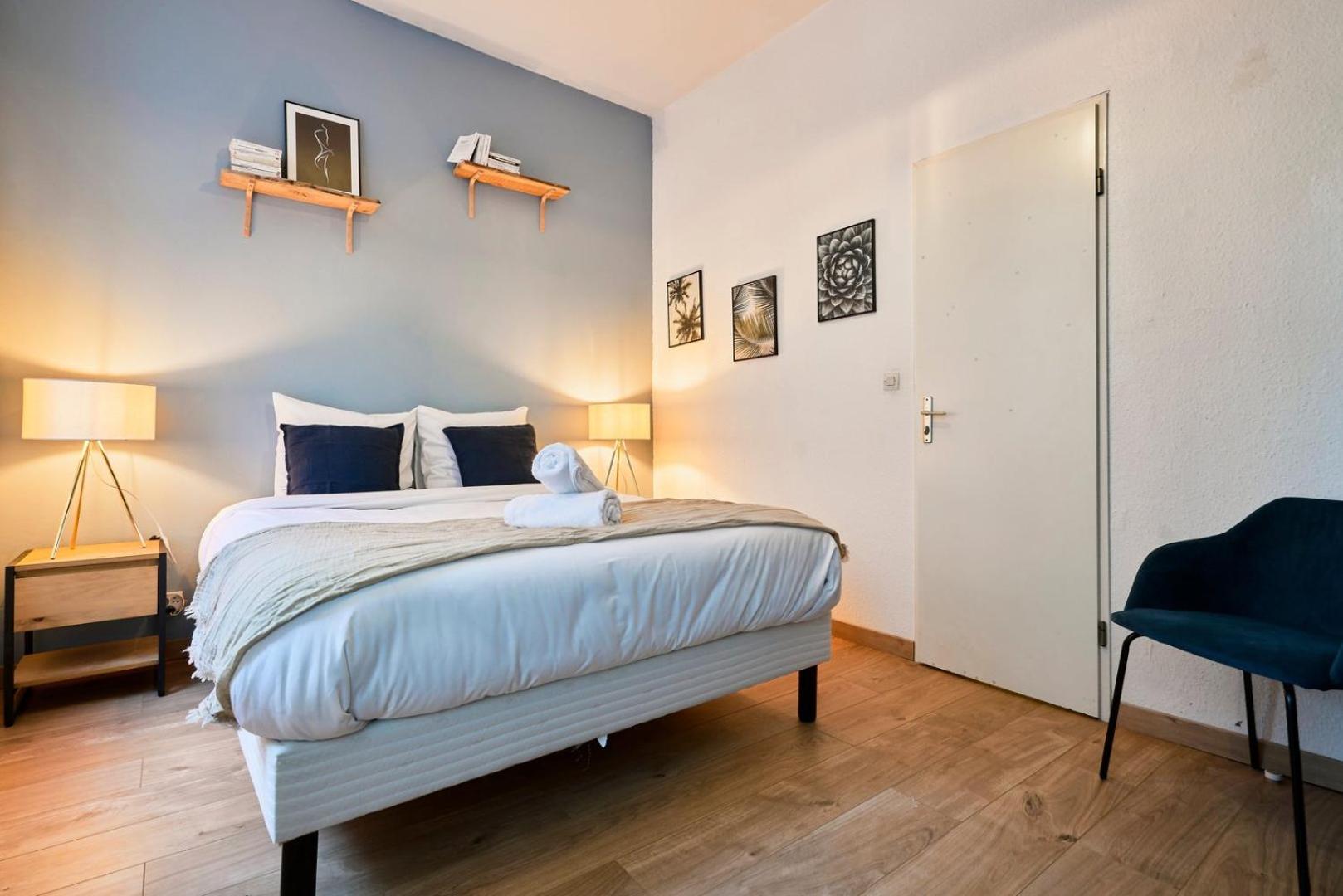 1 Bedroom Apartment Near Metro, Shops & Schools Lille Dış mekan fotoğraf